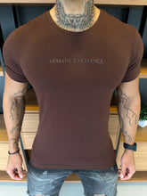 Camiseta AX Marrom Escrita Central